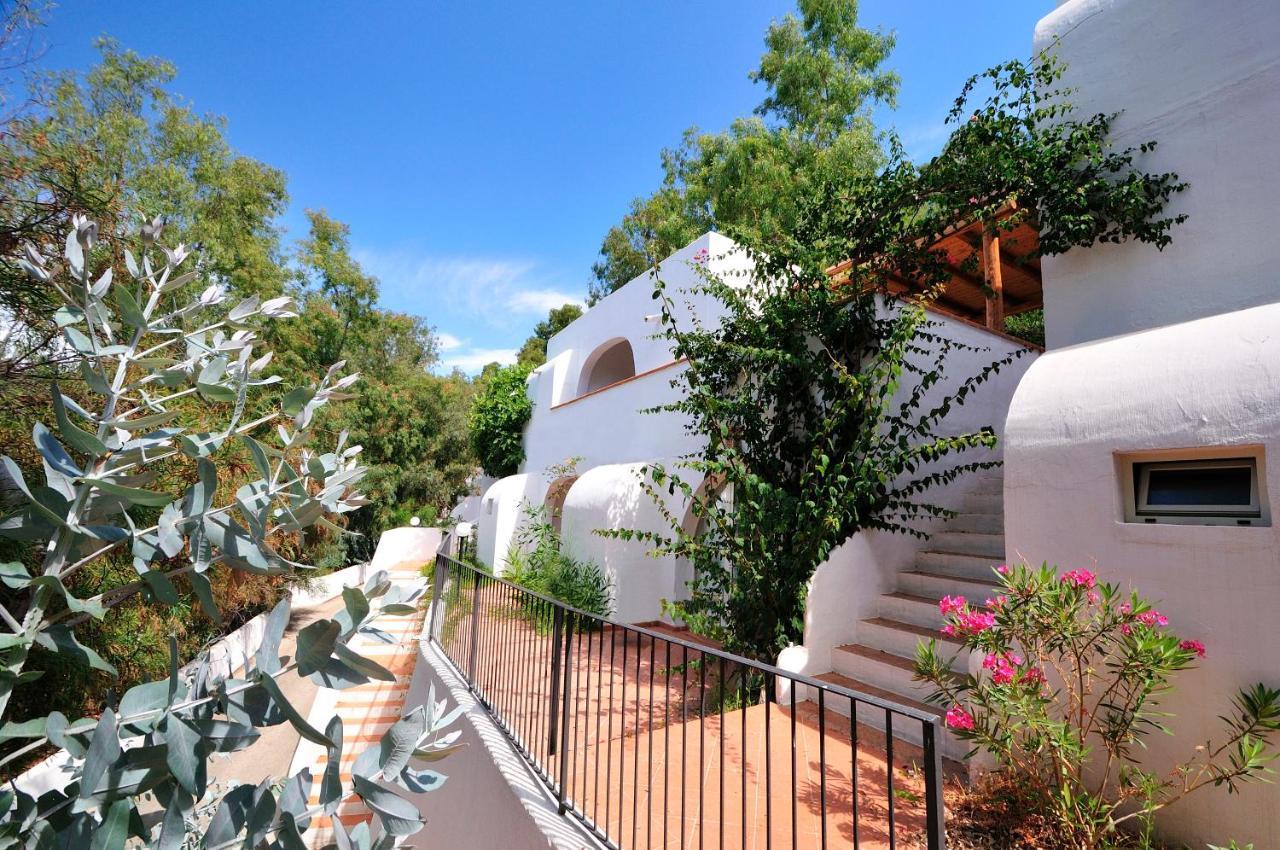 Arbatax Park Resort - Ville Del Parco Exterior photo